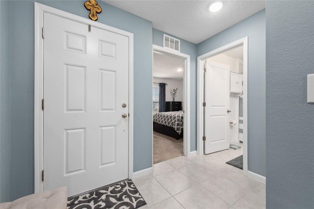 Photo of 723 Jefferson Street, Davenport, FL 33837 (MLS # O6401295)