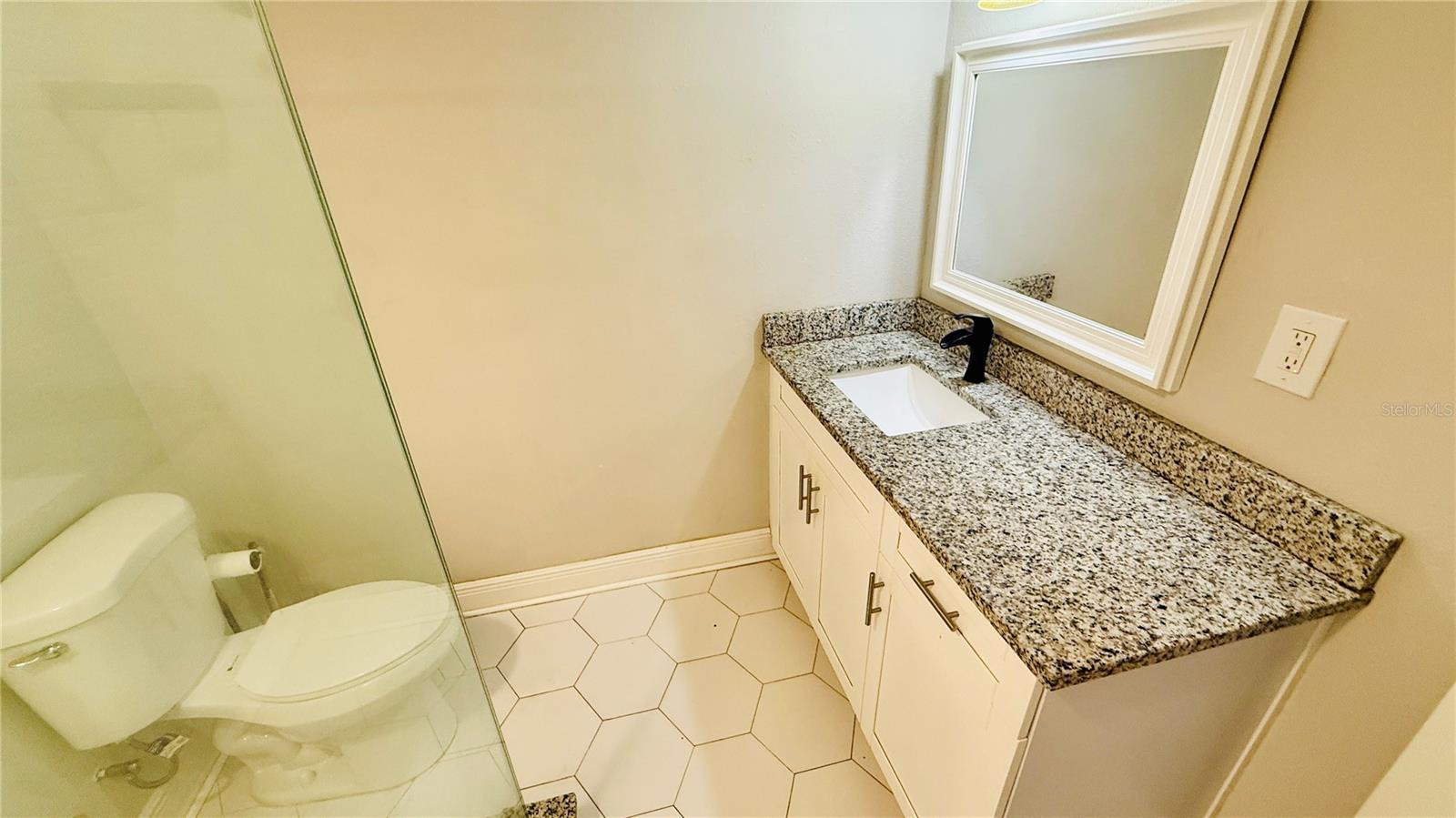 BUFFALO PARK - Residential Lease