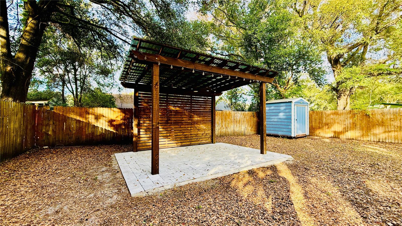 BUFFALO PARK - Residential Lease