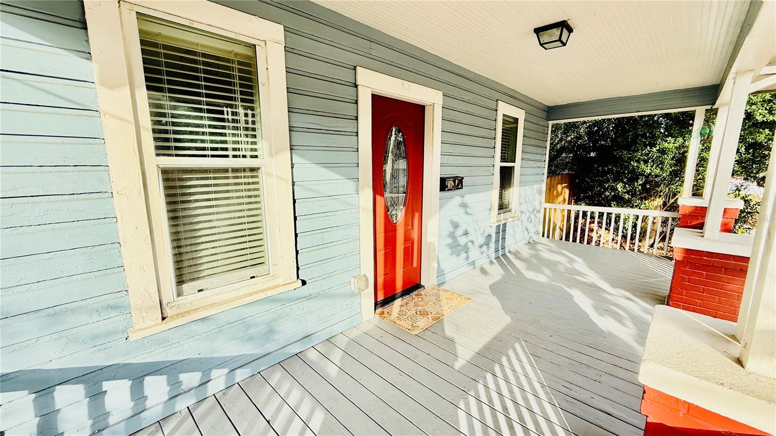 BUFFALO PARK - Residential Lease