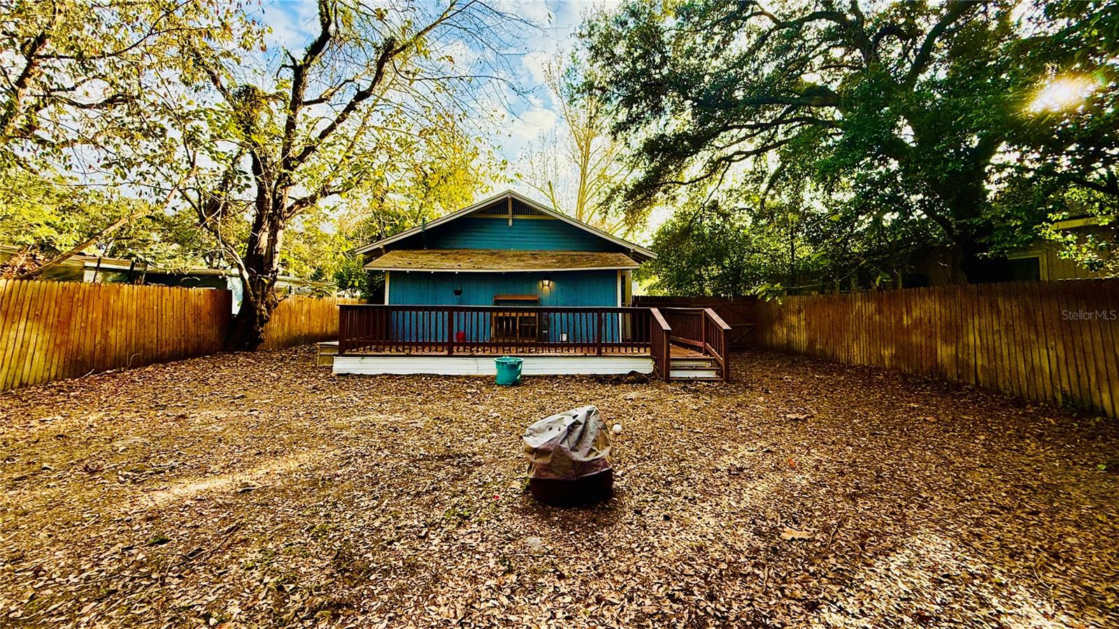 BUFFALO PARK - Residential Lease