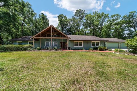 Photo of 5300 NE 2nd Lane, Ocala, FL 34470 (MLS # OM724686)