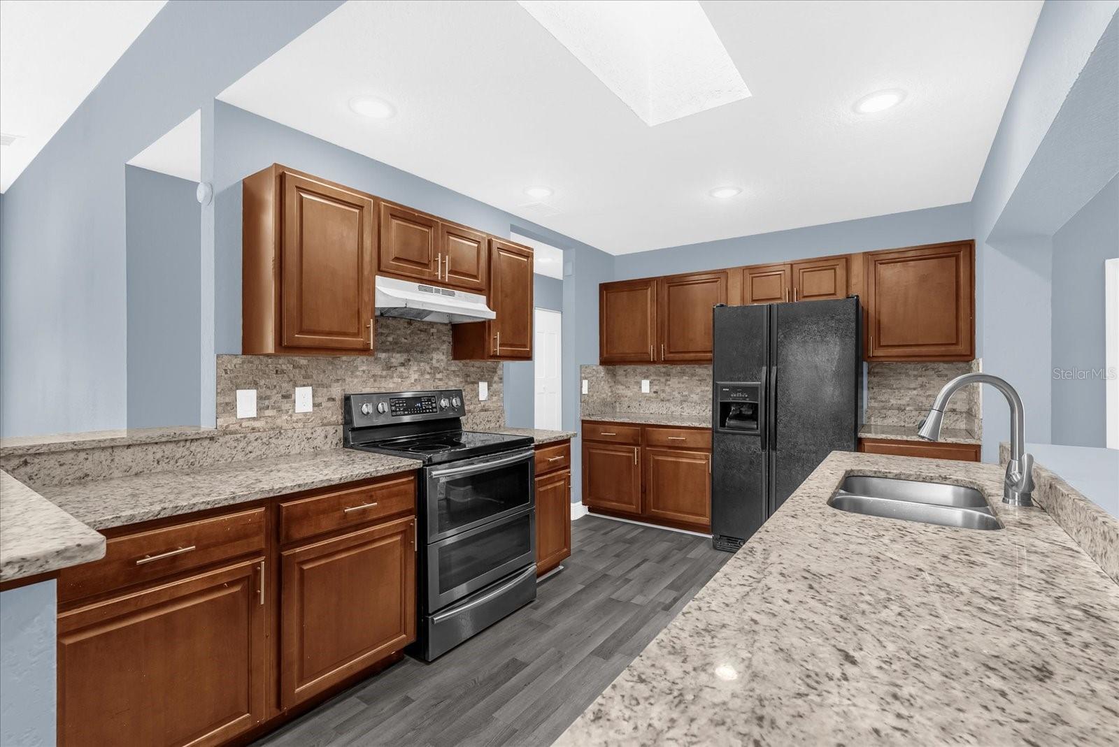 2024 EMERALDA COURT