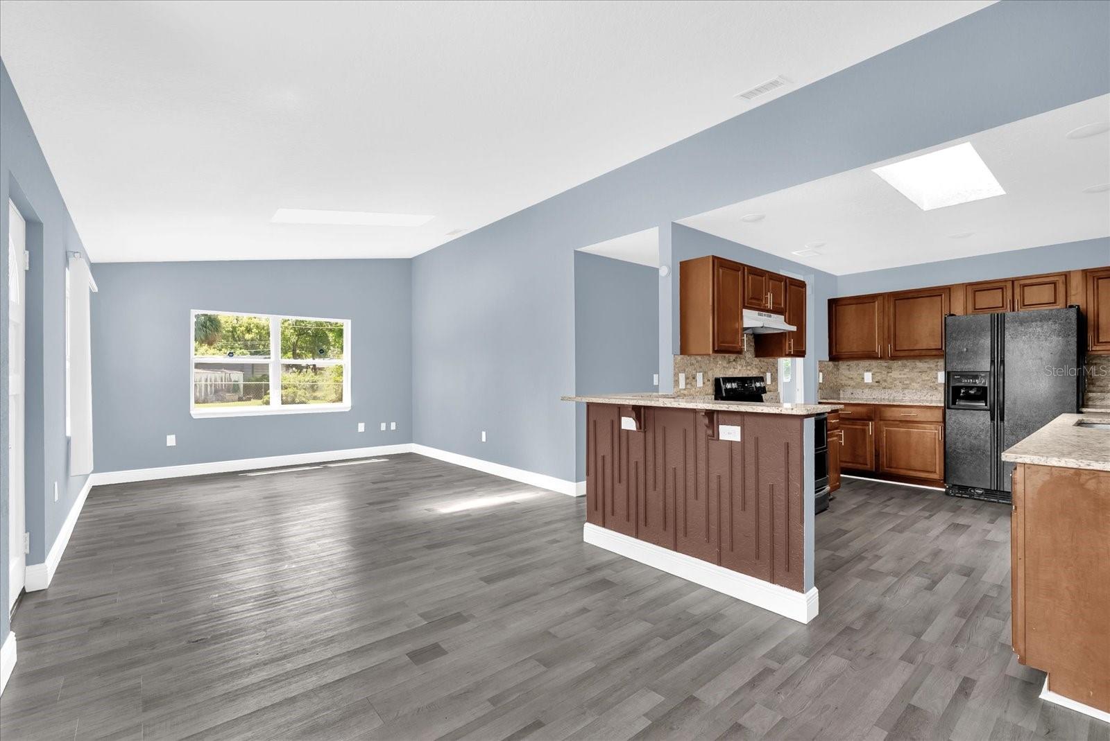 2024 EMERALDA COURT