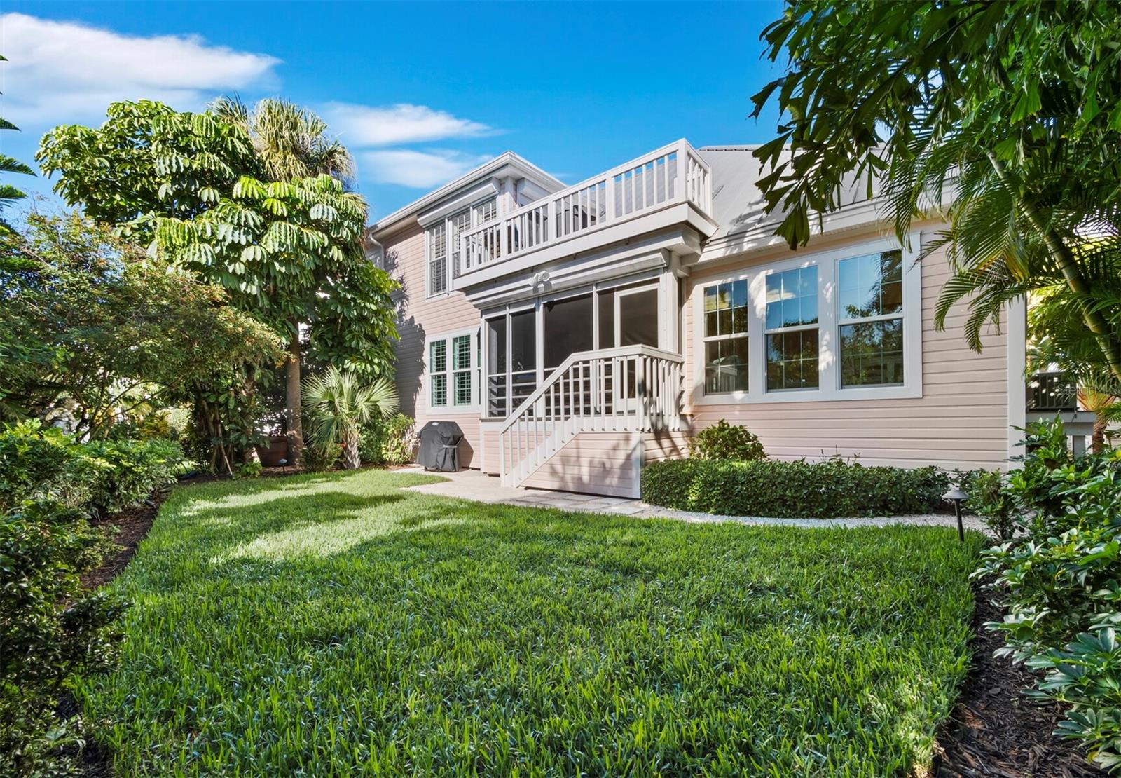 NORTH VILLAGE SUB - Residential