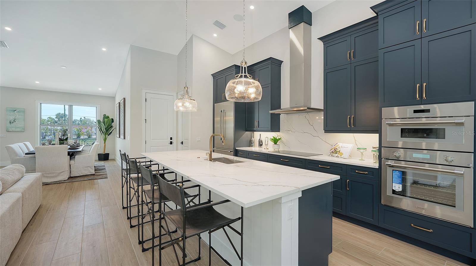 PALMA SOLA GRANDE - Residential