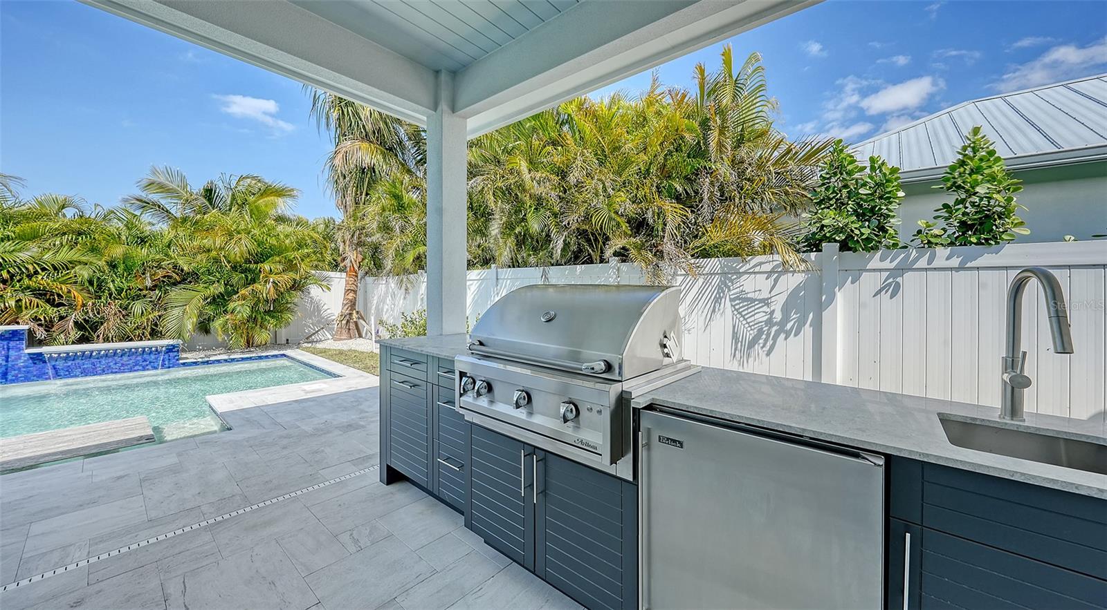 PALMA SOLA GRANDE - Residential