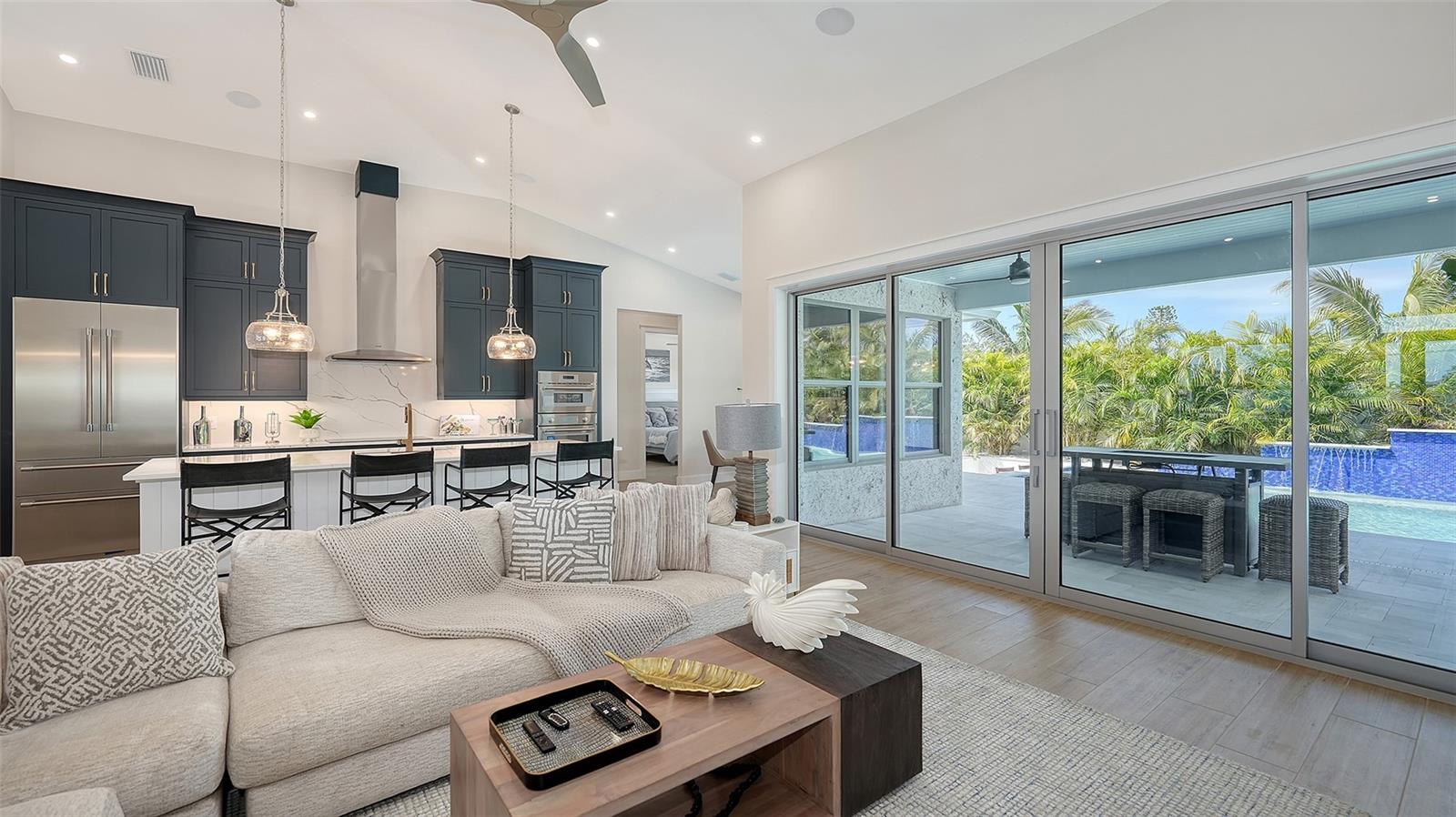 PALMA SOLA GRANDE - Residential