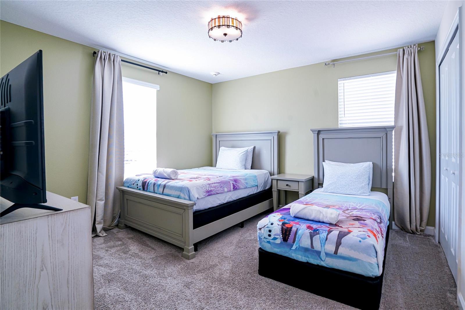 STOREY LAKE PH 3 - Residential