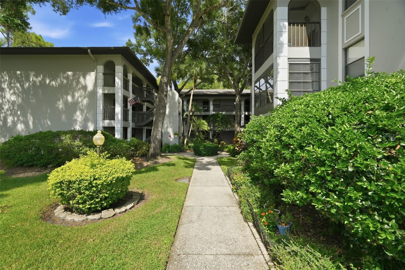 3399 MERMOOR DRIVE 105