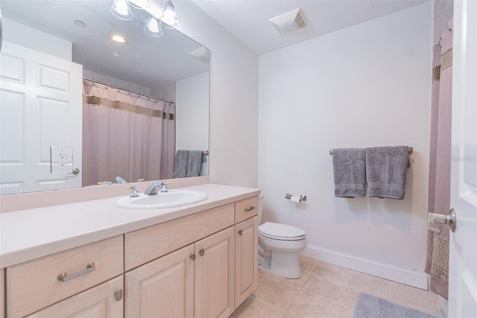 VINOY PLACE CONDO - Residential Lease