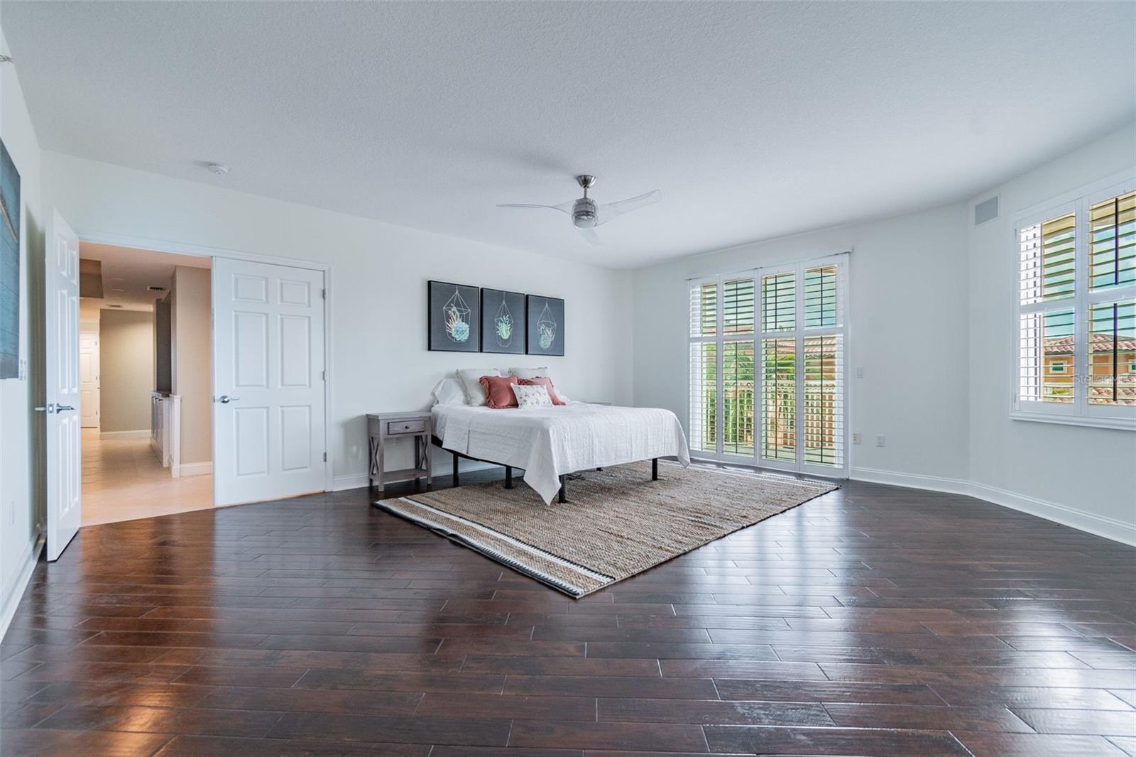 VINOY PLACE CONDO - Residential Lease