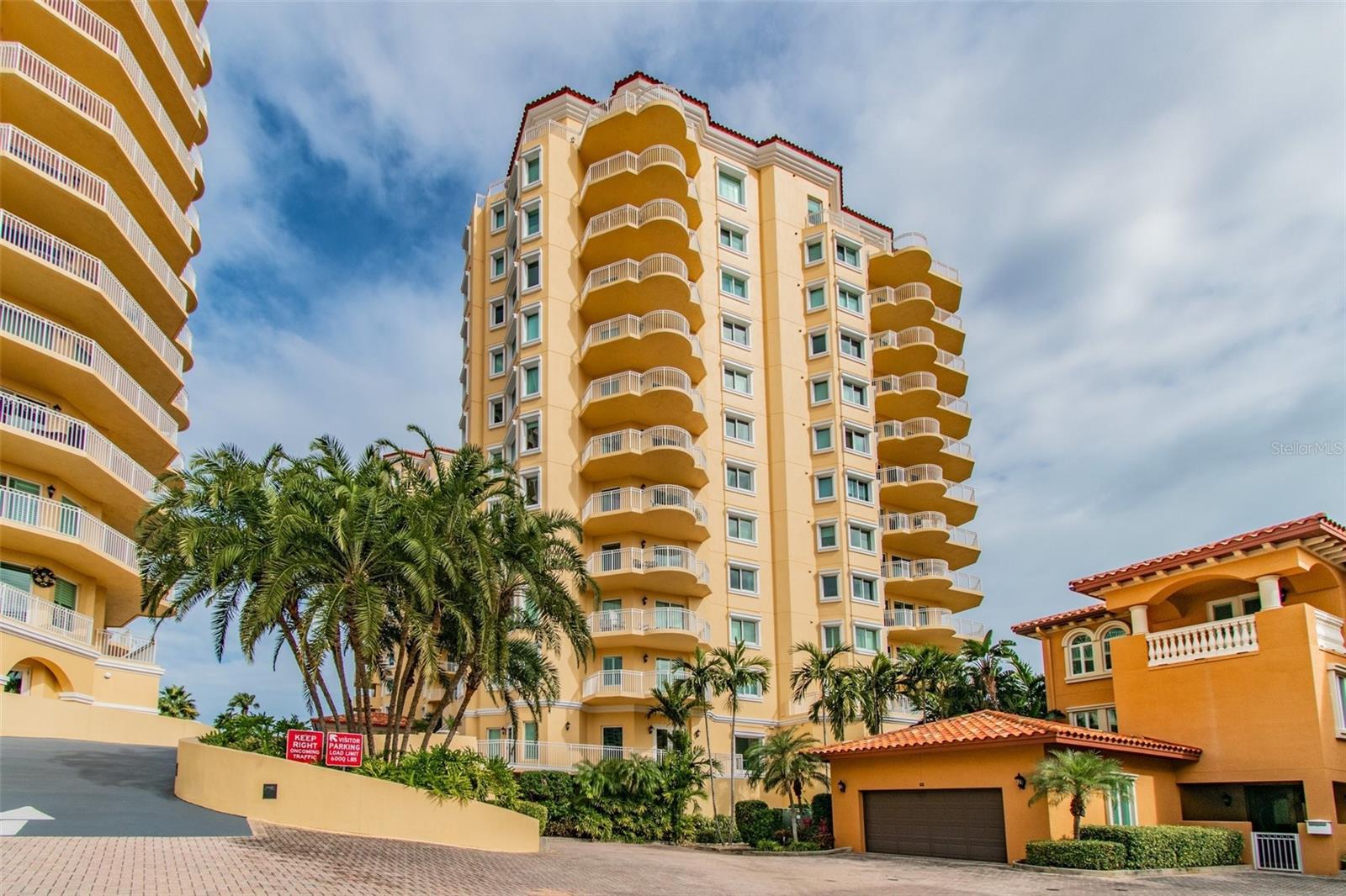 VINOY PLACE CONDO - Residential Lease
