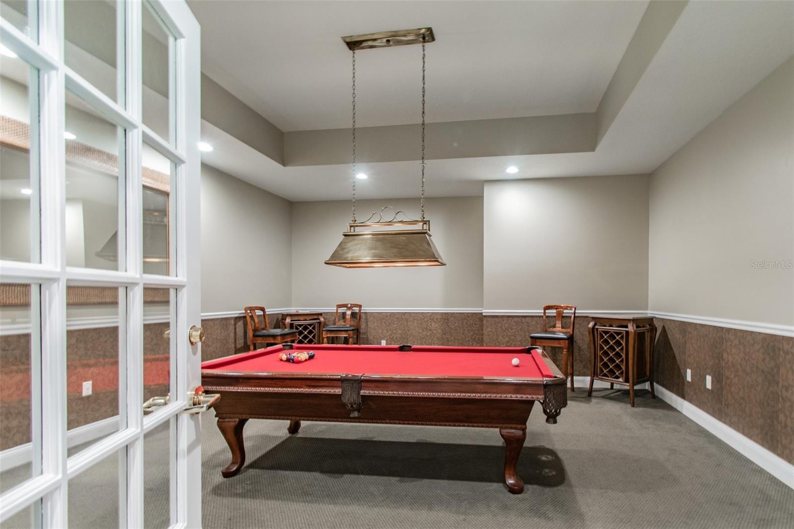 VINOY PLACE CONDO - Residential Lease