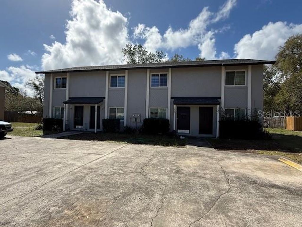 Photo of 137 Garden Drive, Winter Springs, FL 32708 (MLS # O6389170)