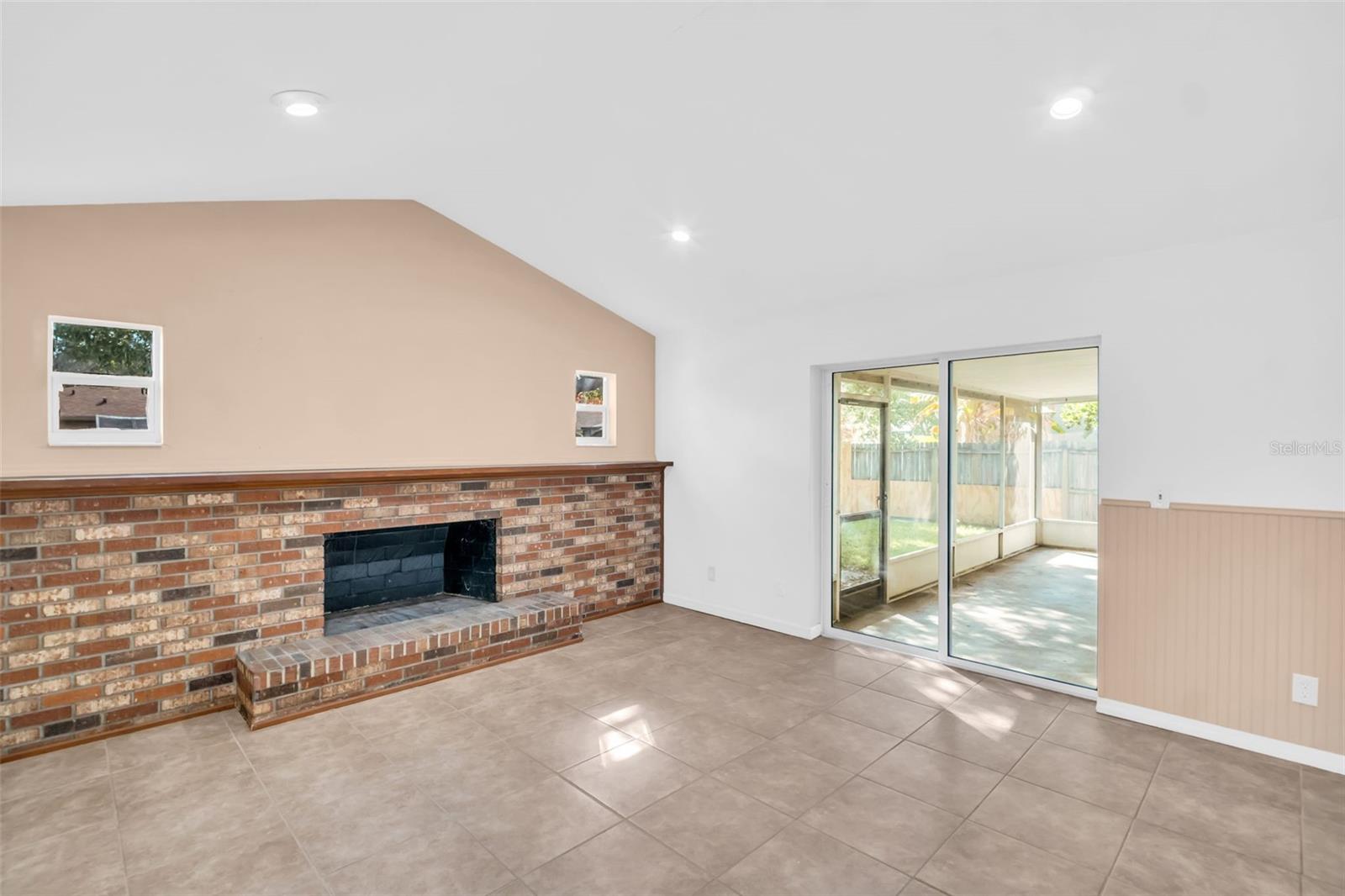 59 HARBOR WOODS CIRCLE