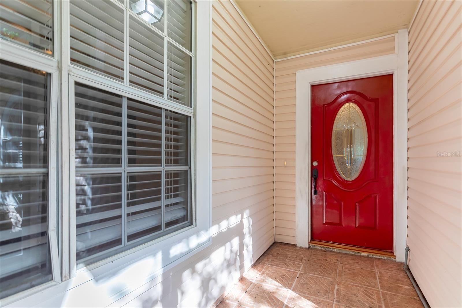 824 HILLARY COURT