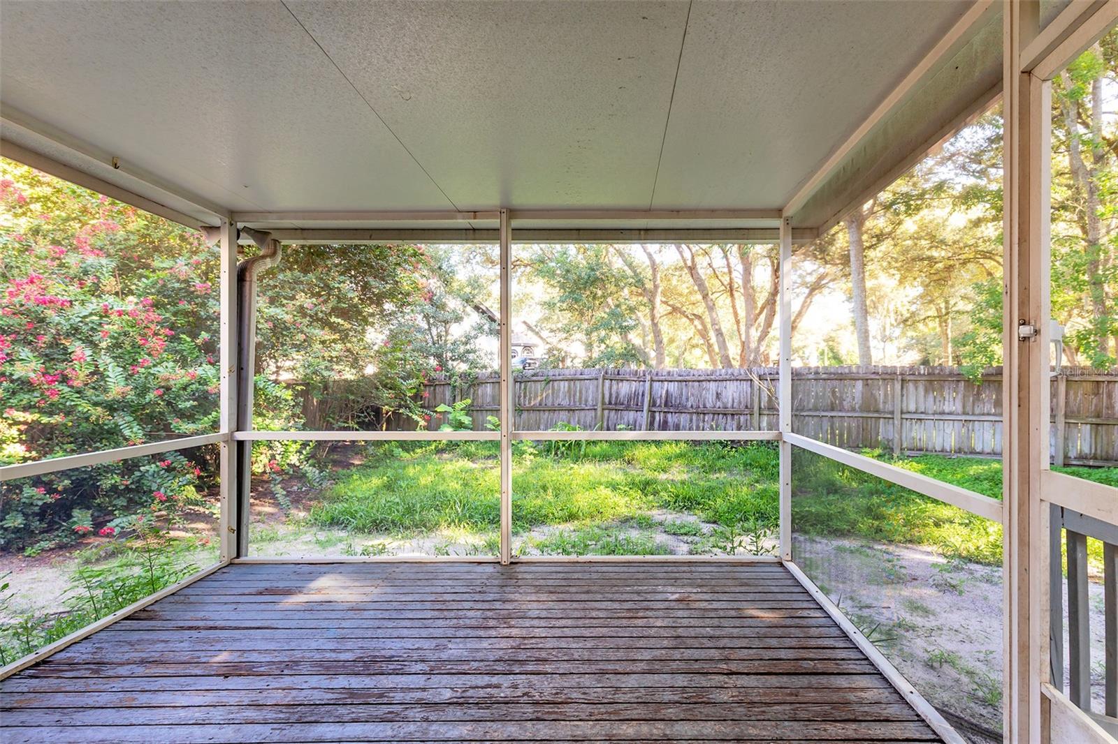 824 HILLARY COURT
