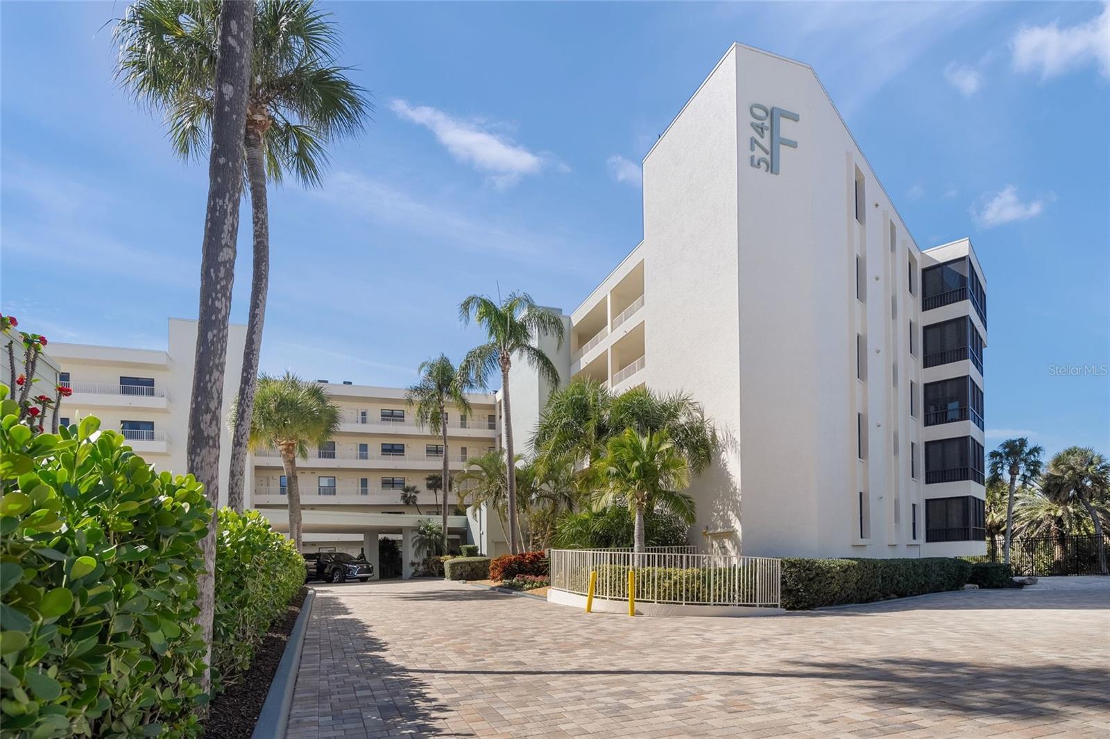 GULF & BAY CLUB PH 6 - Residential