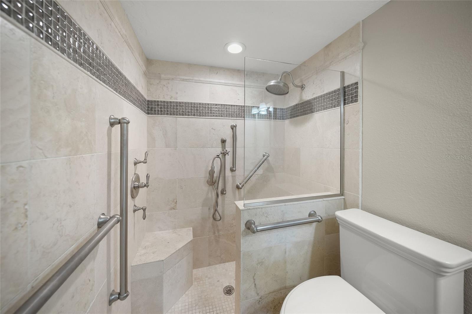 GULF & BAY CLUB PH 6 - Residential