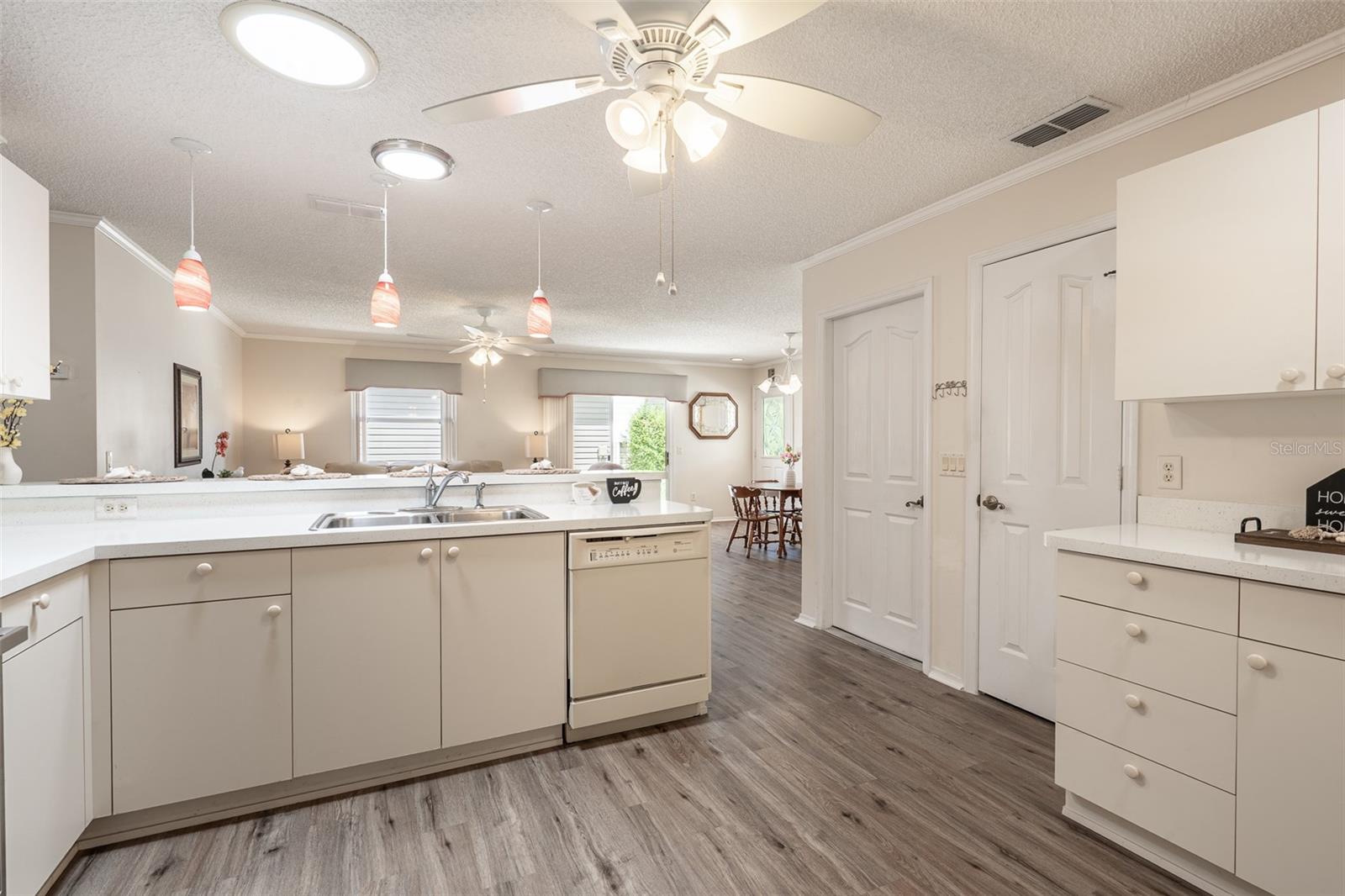 VILLAGES OF SUMTER VILLA NATCHEZ - Residential