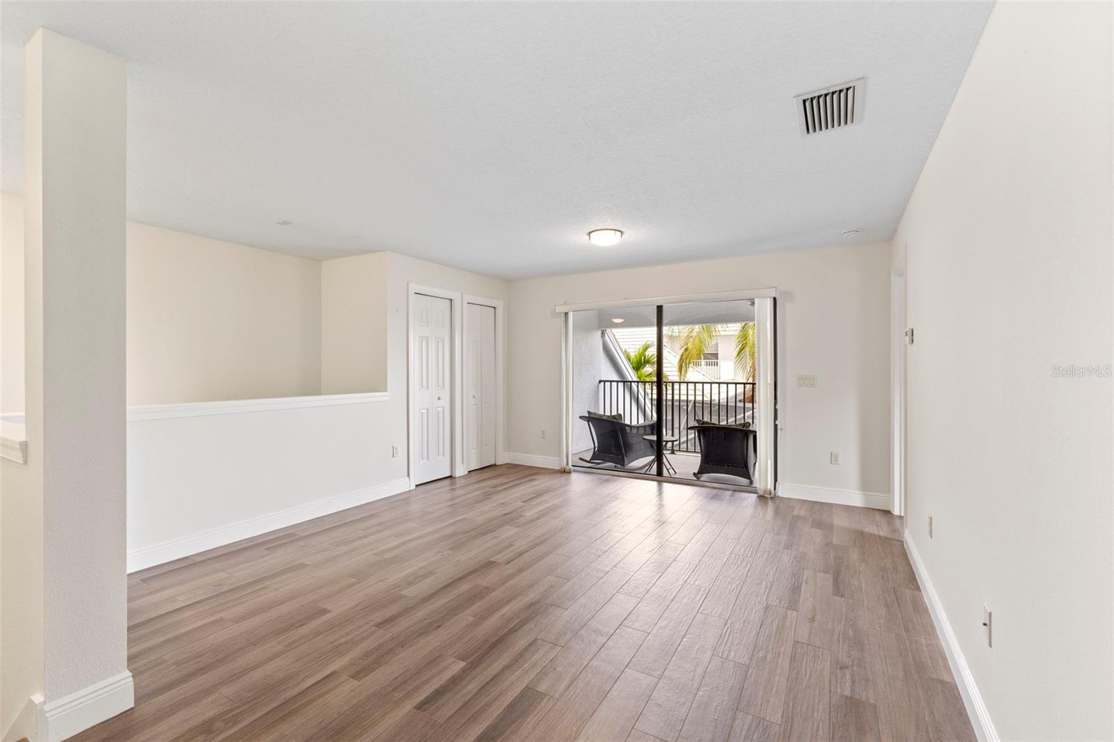 RIVERDALE REV - Residential