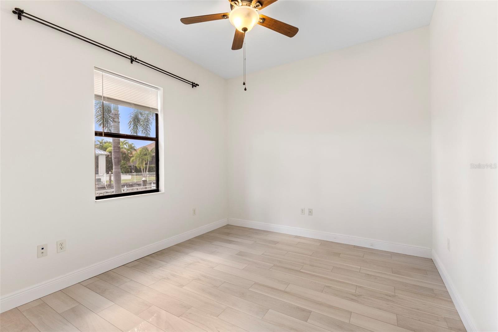 RIVERDALE REV - Residential