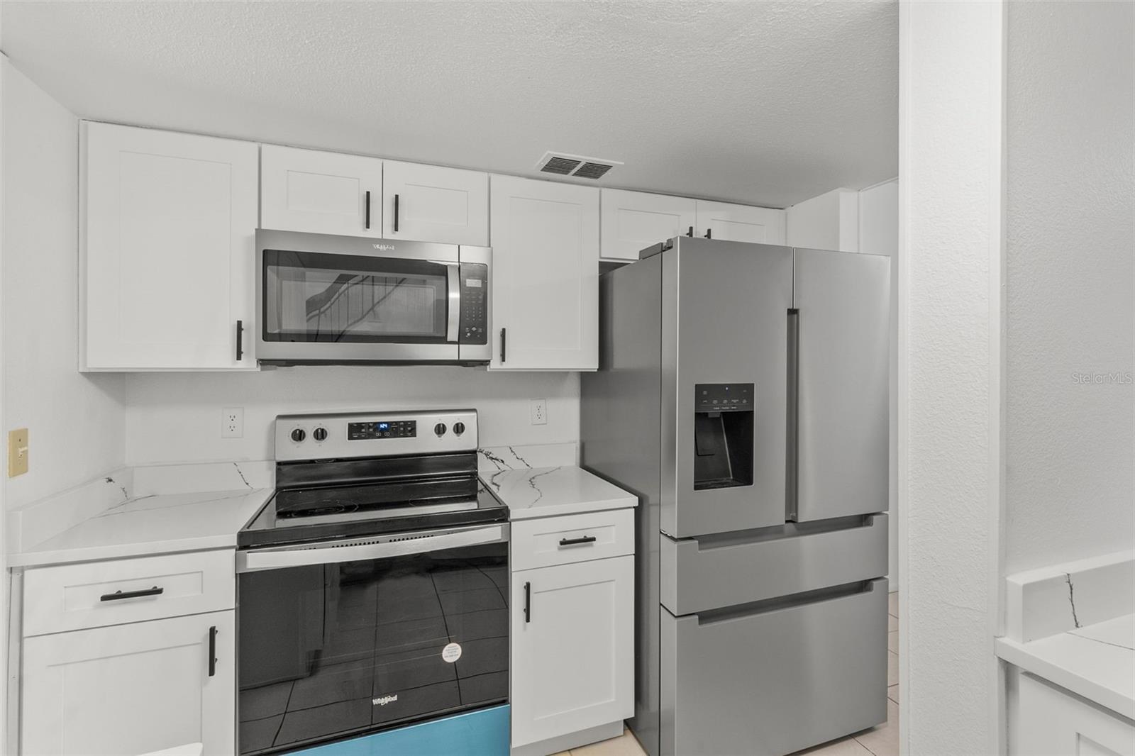 NORTH PORT CHARLOTTE COUNTRY CLUB - Residential Lease