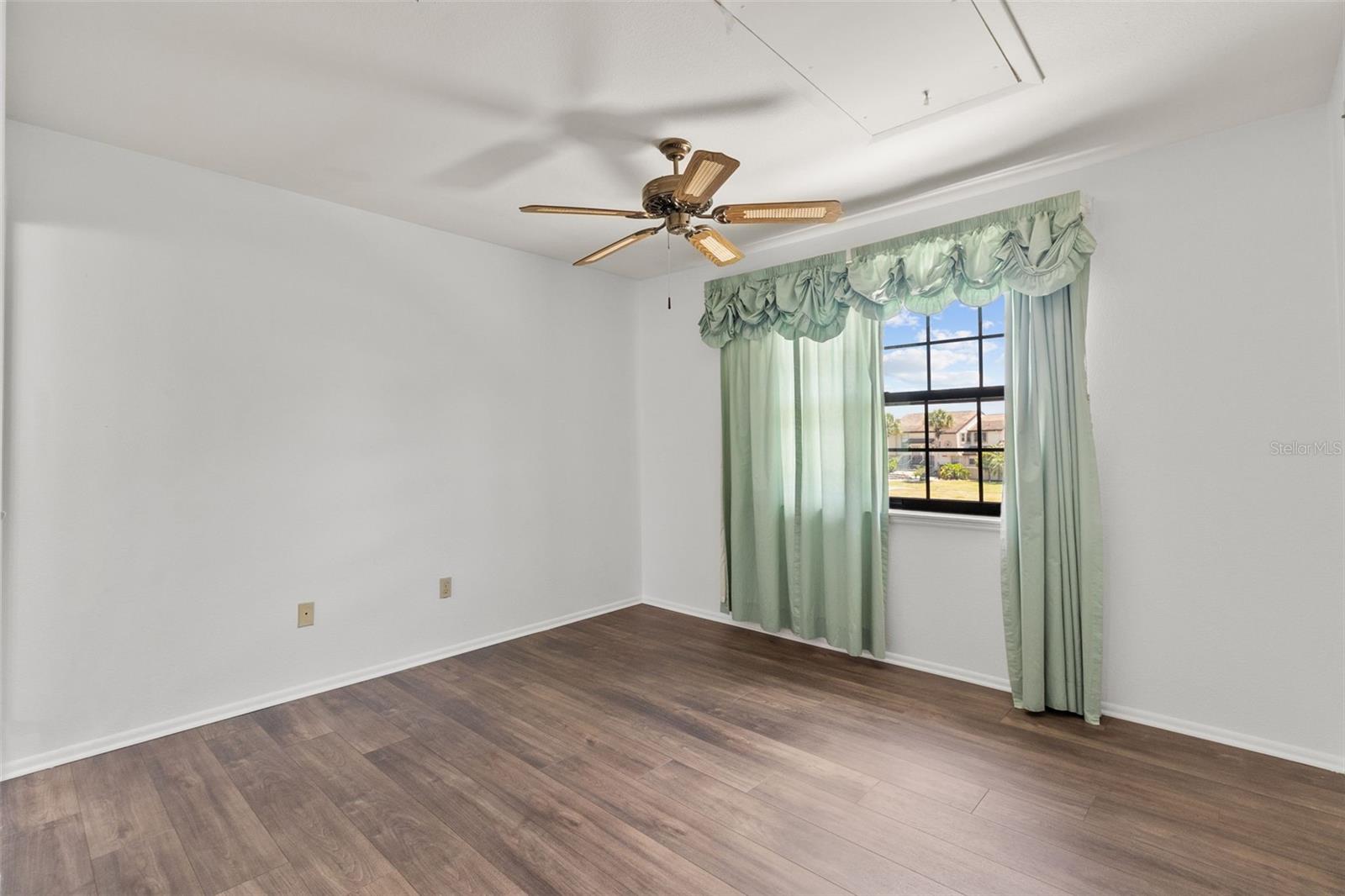NORTH PORT CHARLOTTE COUNTRY CLUB - Residential Lease