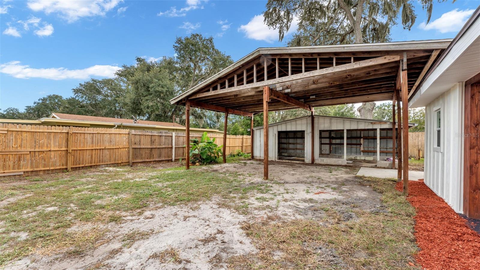 AUBURNDALE LAKESIDE PARK - Residential