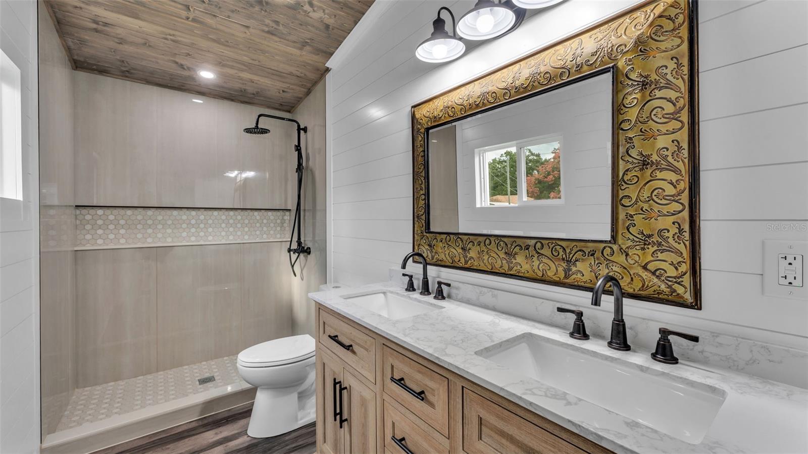 AUBURNDALE LAKESIDE PARK - Residential