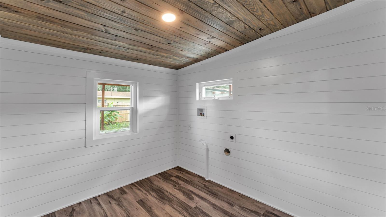 AUBURNDALE LAKESIDE PARK - Residential