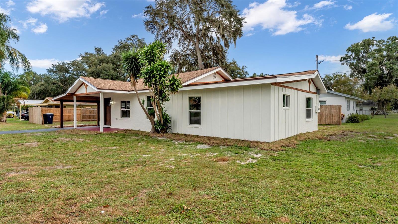 AUBURNDALE LAKESIDE PARK - Residential