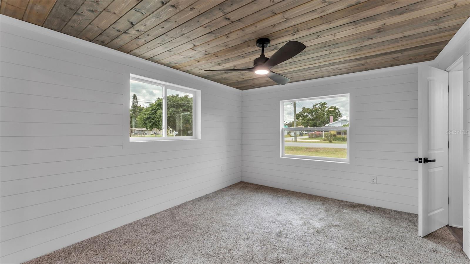 AUBURNDALE LAKESIDE PARK - Residential