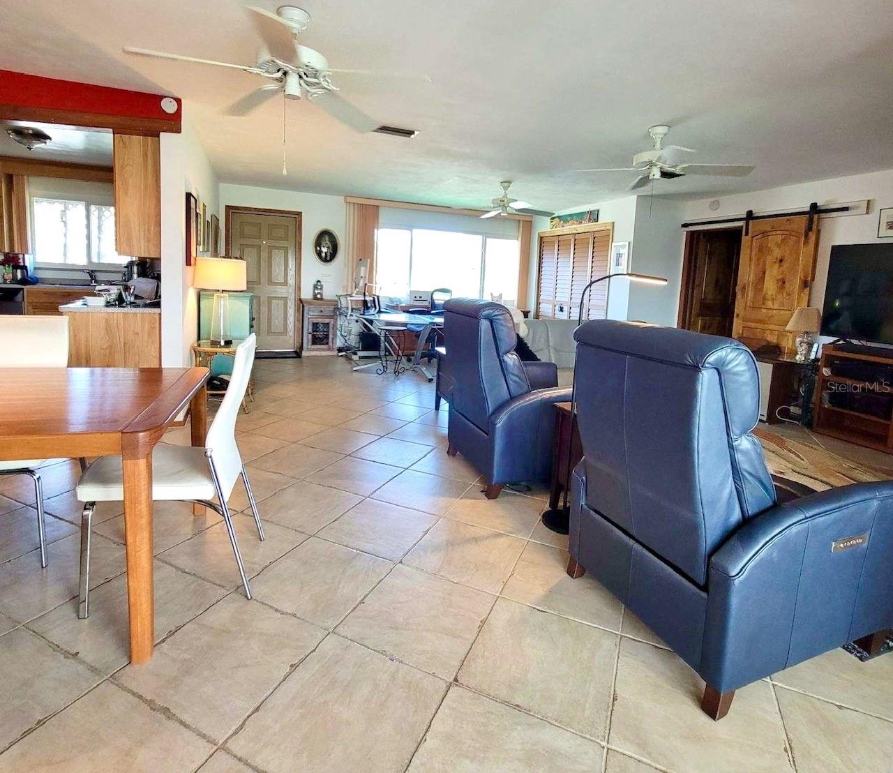 BOUCHELLES ISLAND - Residential