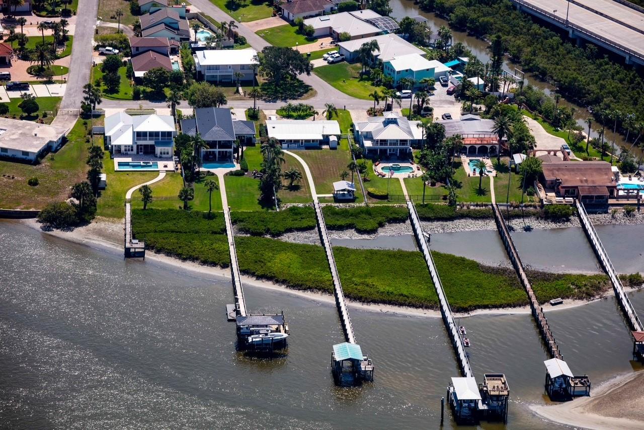 BOUCHELLES ISLAND - Residential