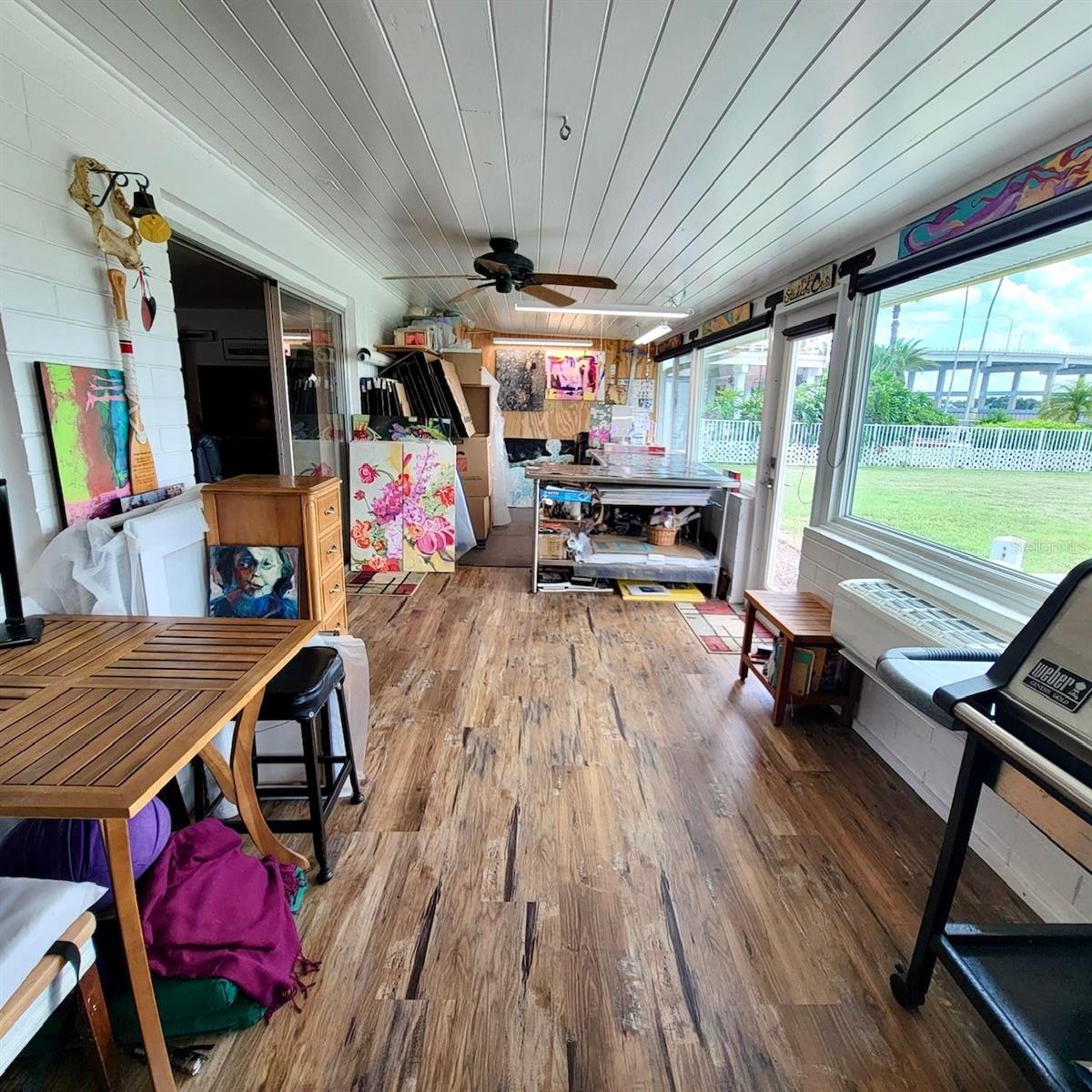 BOUCHELLES ISLAND - Residential