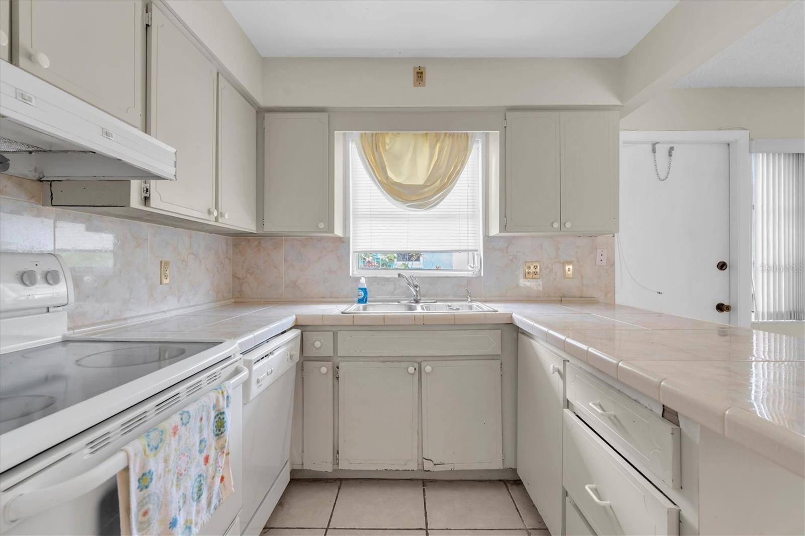VENDOME VILLAGE - Residential