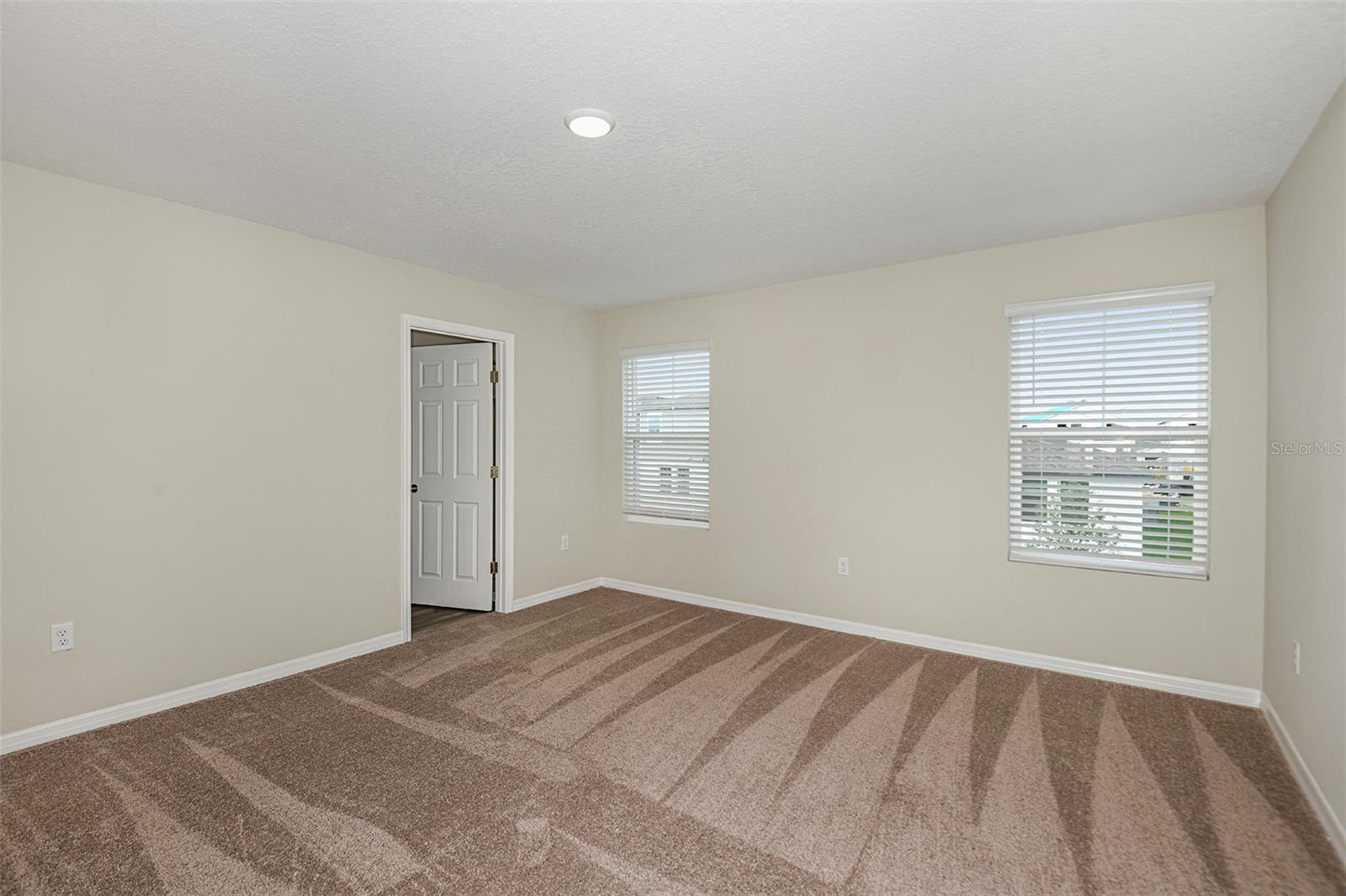 1739 VANILLA STREET