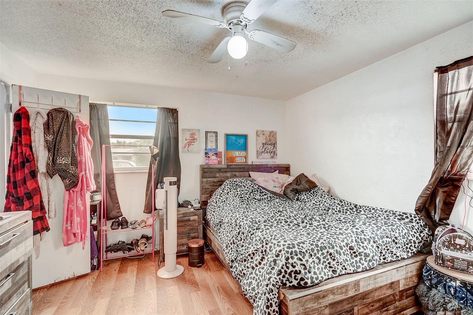 BEVERLY HILLS UN 14 - Residential