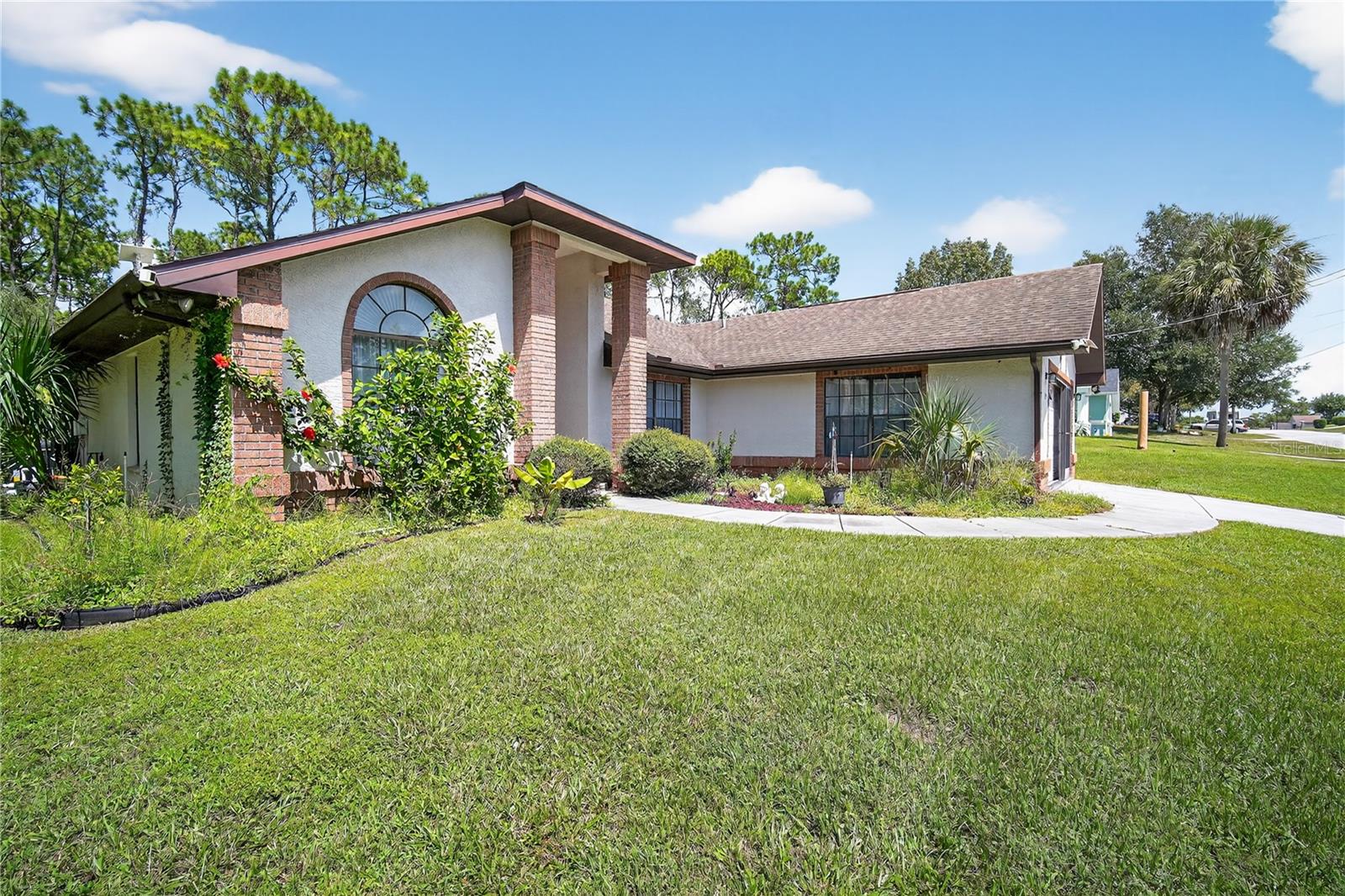 8959 HERNANDO WAY