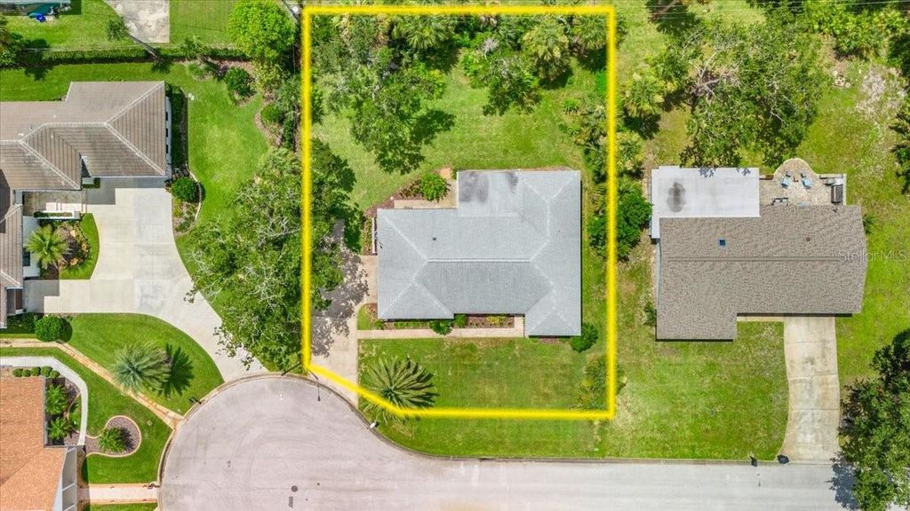 Photo of 36 Dresden Circle, Ormond Beach, FL 32174 (MLS # V4945420)