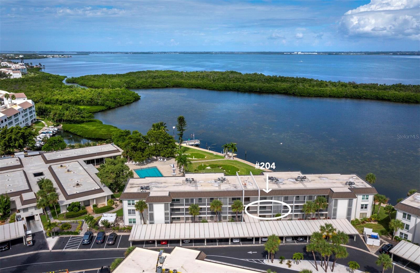 LONGBOAT HARBOUR - Residential