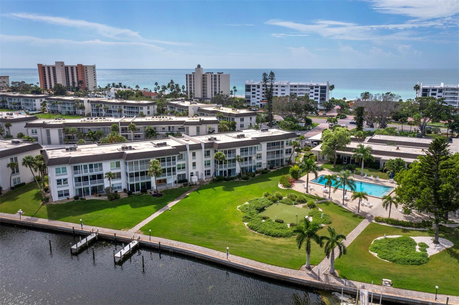 4440 EXETER DRIVE 204