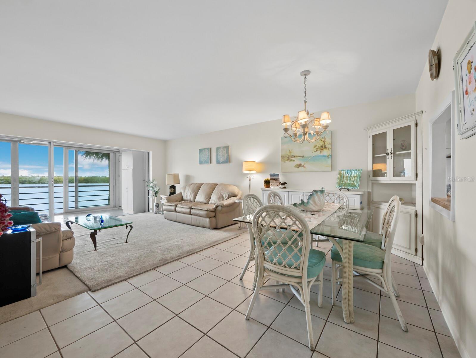 LONGBOAT HARBOUR - Residential