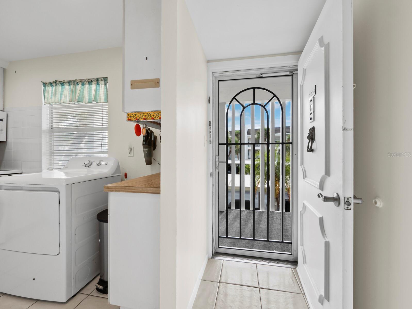 LONGBOAT HARBOUR - Residential