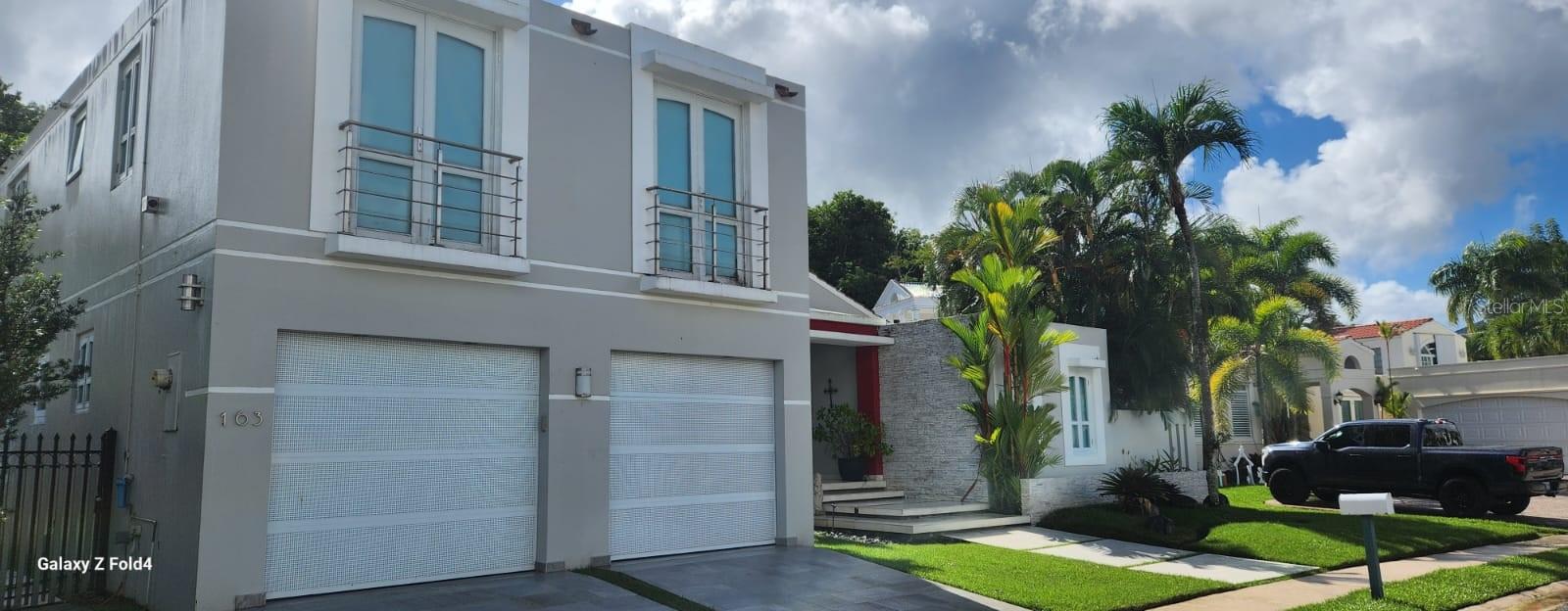 Great residential investment in one of the most exclusive luxury community in San Juan.
