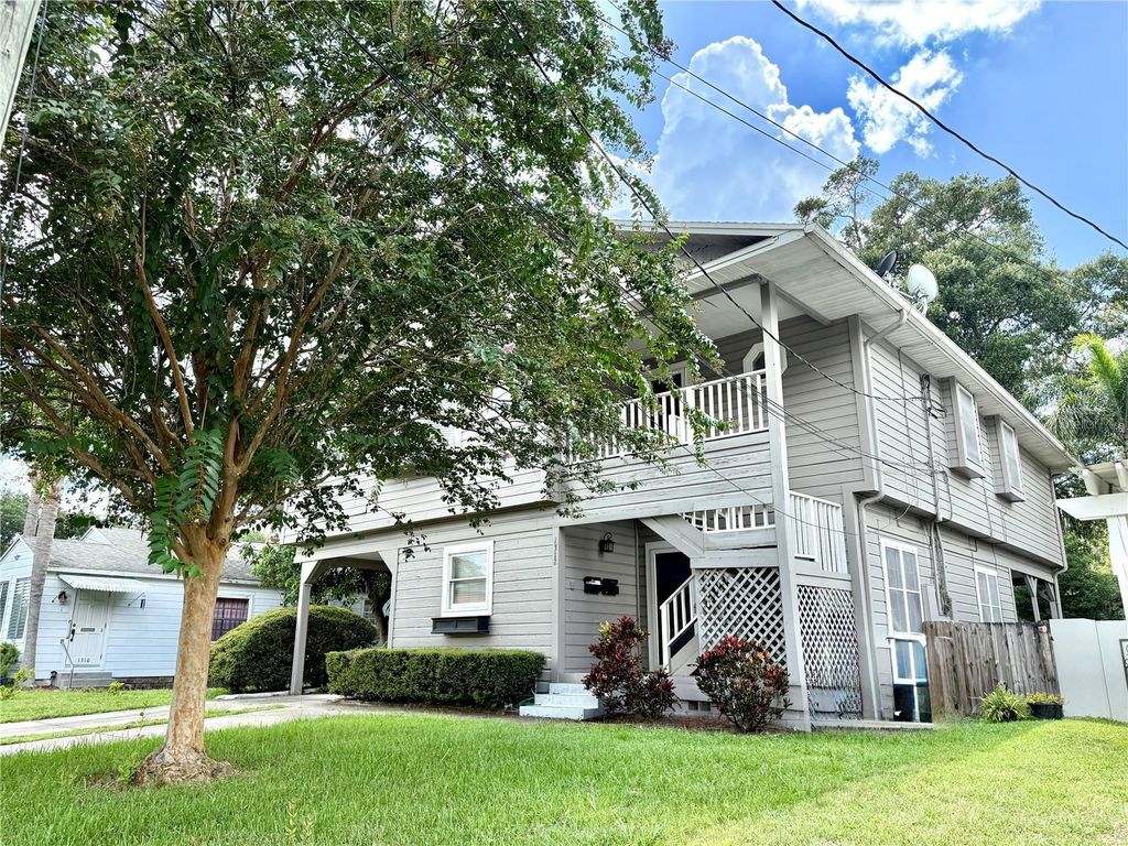 Photo of 1312 Belgrade Avenue, Orlando, FL 32803 (MLS # O6387554)