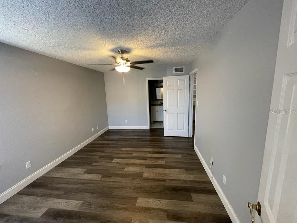 REGENCY GARDENS - Residential