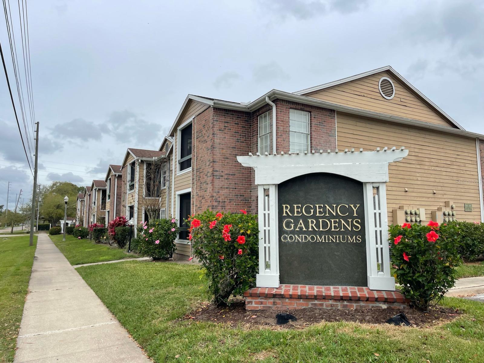 REGENCY GARDENS - Residential